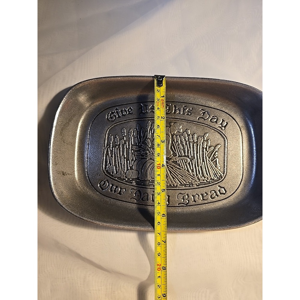 Vintage Wilton Pewter Style Bread Plate "Give Us This Day Our Daily Bread" USA - Picture 5 of 5